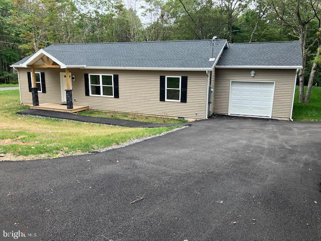 39 Berryman Ln, Albrightsville