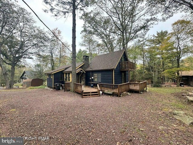 8 Buttonwood Rd, Lake Harmony
