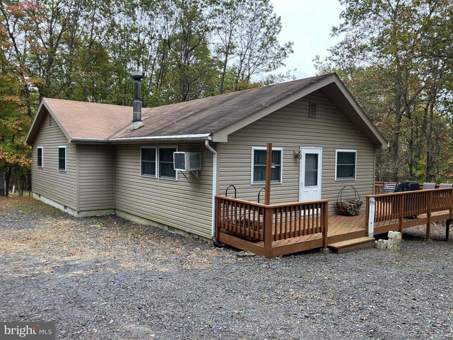 6 Iroquois Rd, Albrightsville