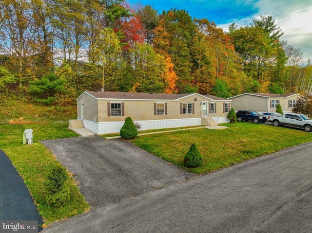 104 Kaysea Ln, Lehighton