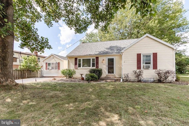 318 Bottorf Dr, State College