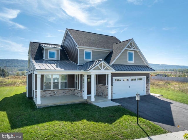 178 Apple View Dr, State College