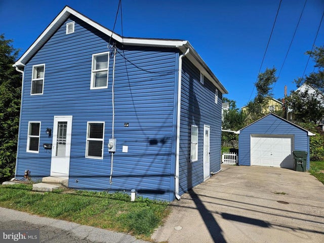 425 E Cherry Ln, Bellefonte