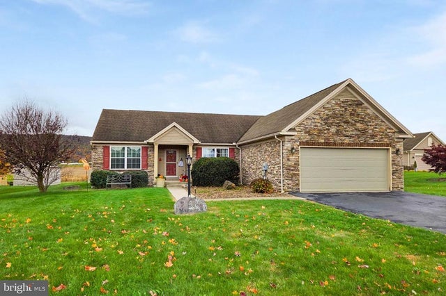245 Archers Glen Cir, Bellefonte