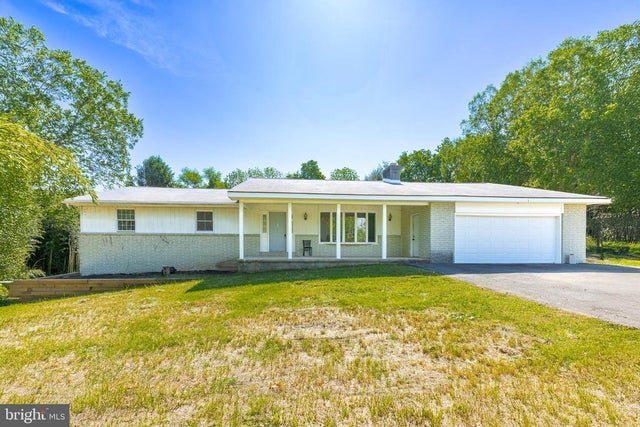 482 W Christine Rd, Nottingham