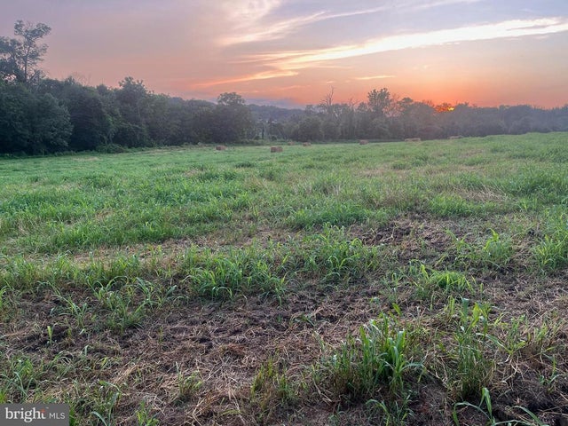 114 Chandler Mill Rd, Kennett Square