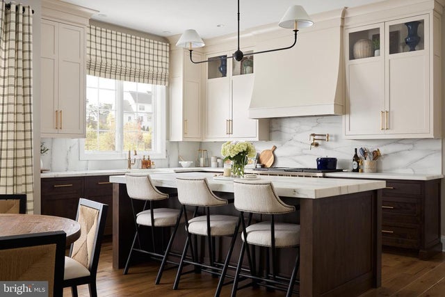 105 Lexington Manor, Glenmoore