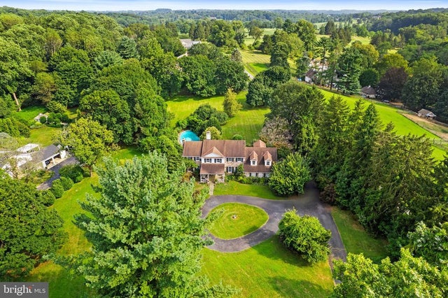 121 Davis Rd, Malvern