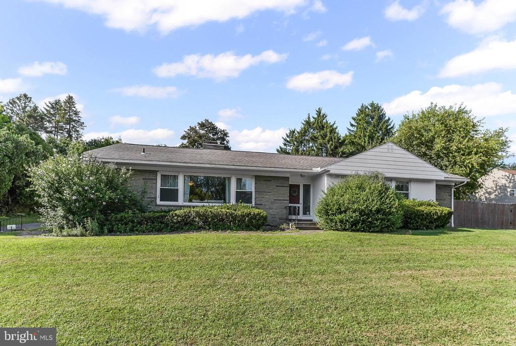 1405 Cardinal Dr, COATESVILLE