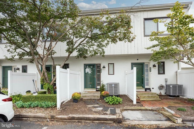 626 Summit House #626, West Chester