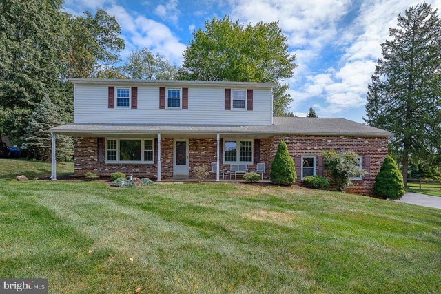 1203 Karen Ln, West Chester
