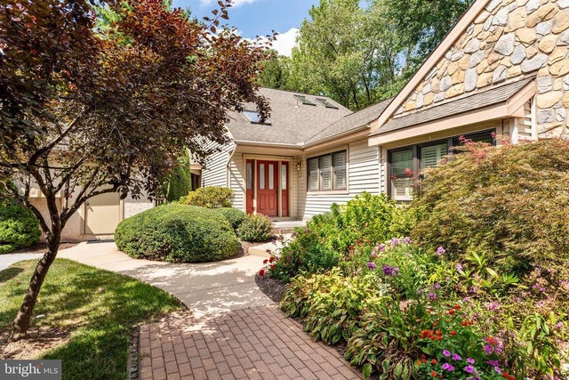 629 Glenwood Ln, West Chester