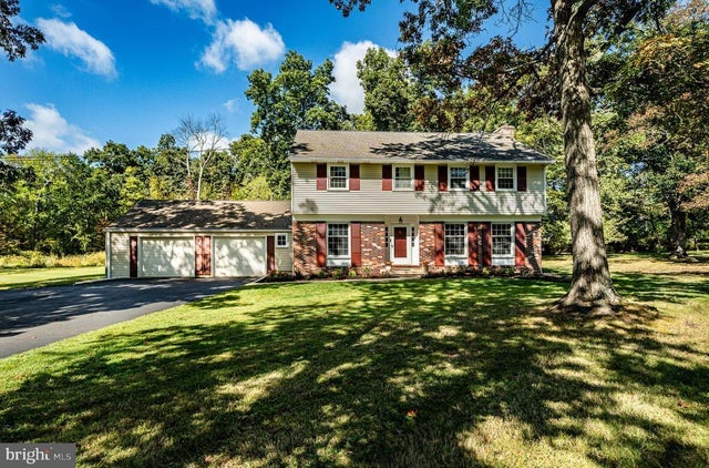 8 Andrews Rd, Malvern