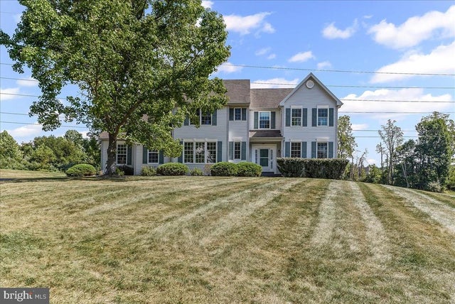 330 Martingale Cir, Coatesville