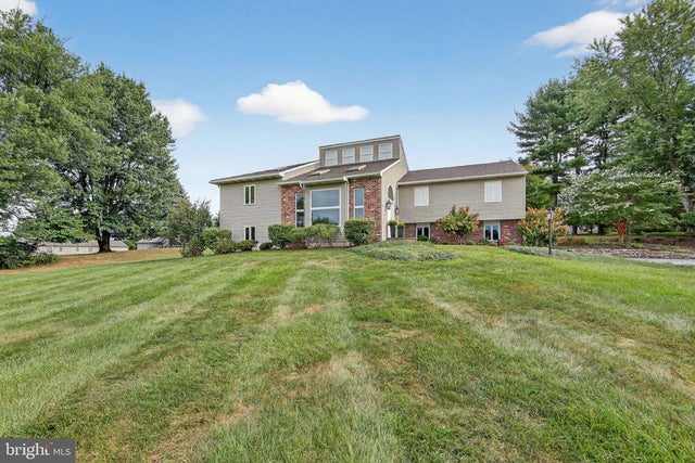 127 Clearview Dr, Downingtown