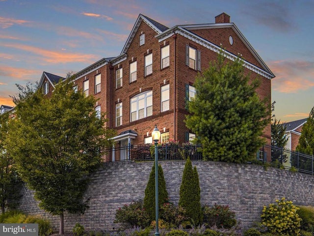 523 Raymond Dr #46, West Chester