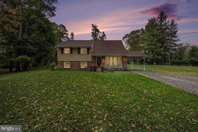 1303 College Hill Dr, Thornton