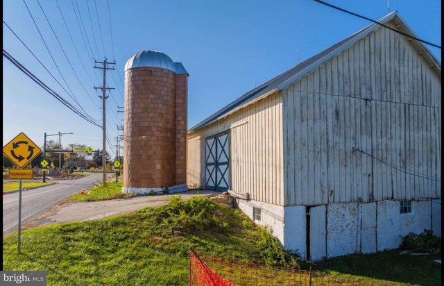 703 E Reeceville Rd, Coatesville