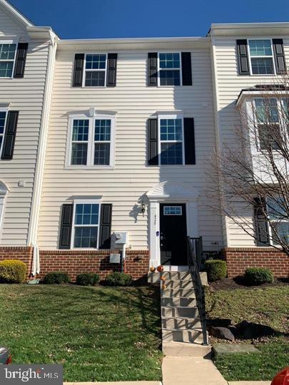 420 Lopata Rd, Phoenixville