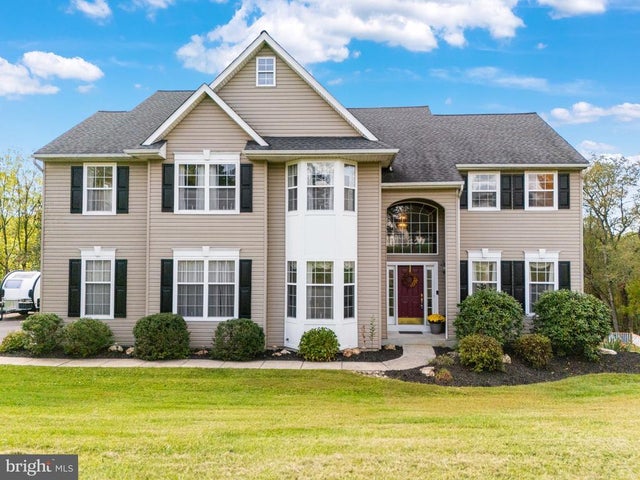 16 Angelica Dr, Avondale