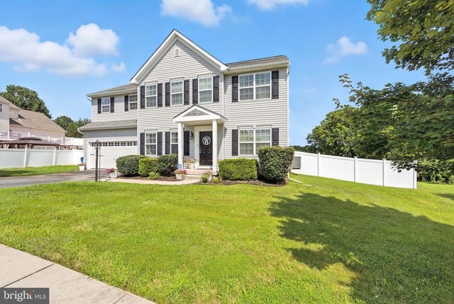 603 Lamborn Dr, West Grove