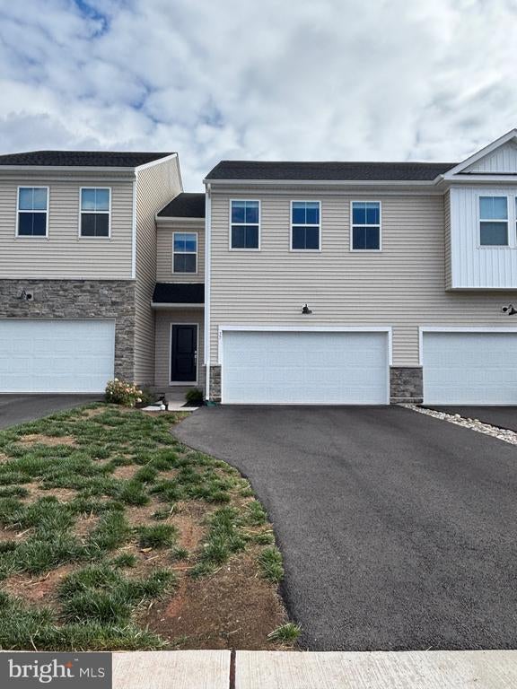 57 Painters Way, Pottstown