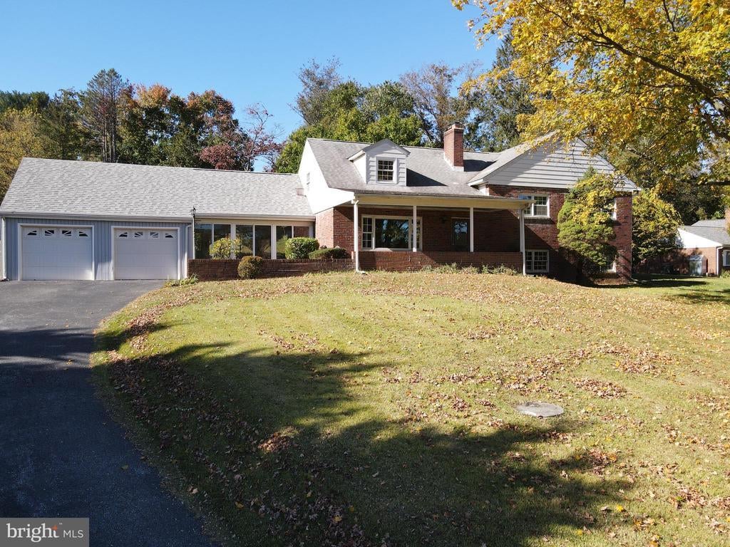 666 E Lafayette Dr, WEST CHESTER