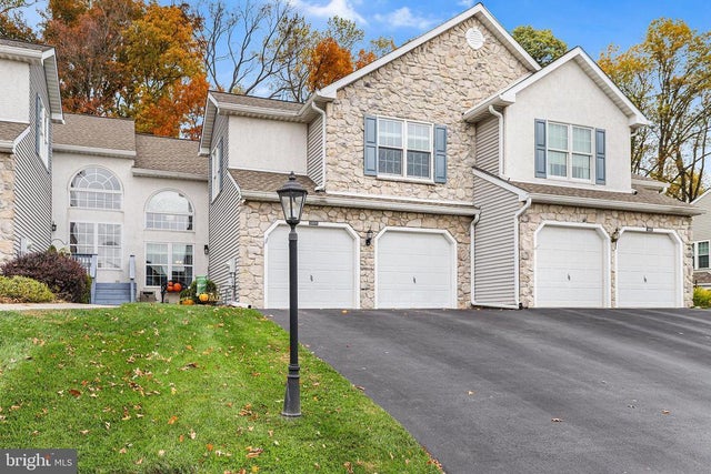 1009 Adams Way, West Chester