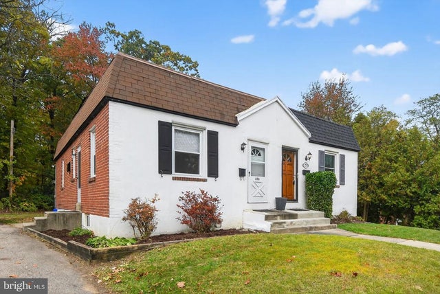 276 Valley View Rd, Malvern