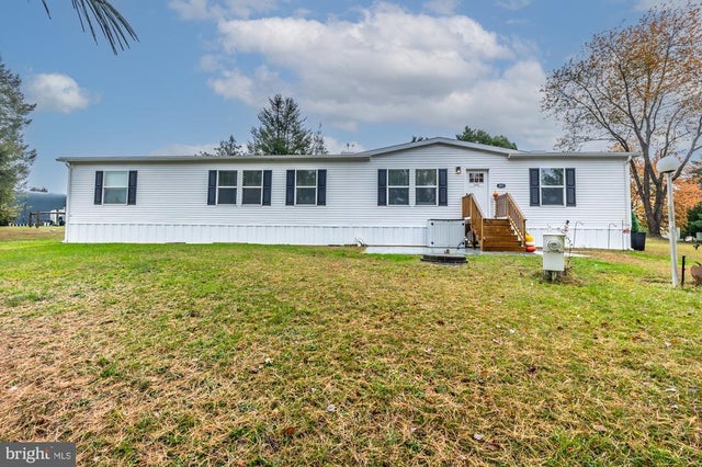 1017 Sunhigh Dr, West Chester