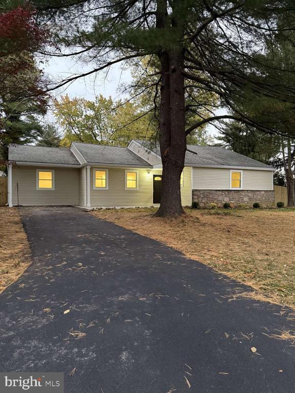 85 Conestoga Rd, Malvern