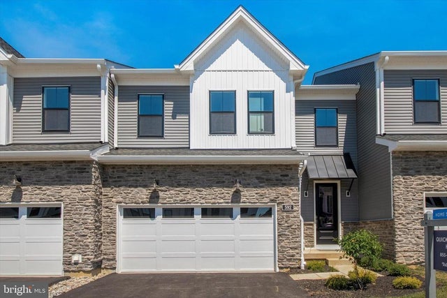 509 Trifecta Rd #371, Downingtown