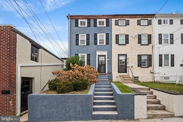 325 W Chestnut St, West Chester