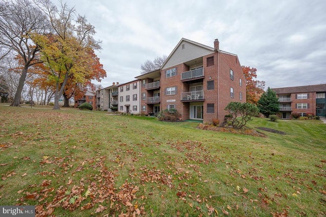 366 Drummers Ln #366, Wayne