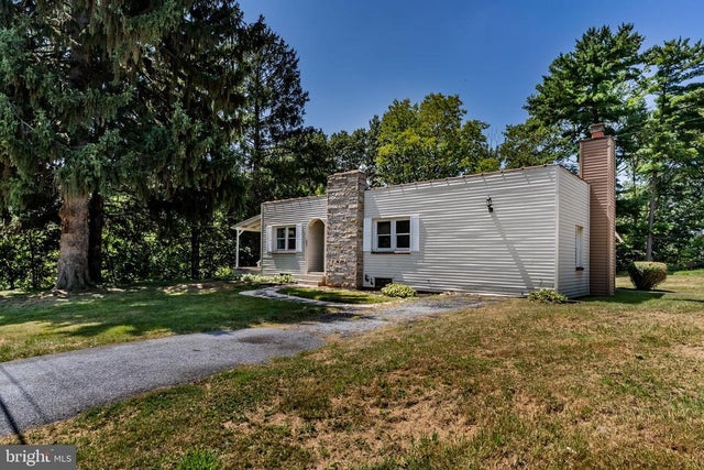 994 Clifton Heights Rd, Hummelstown