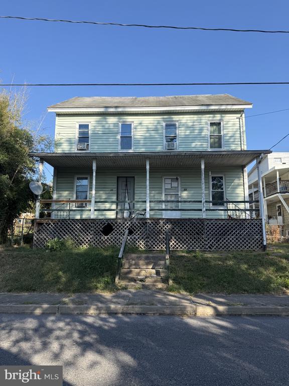 33-35 N 4th St, Halifax