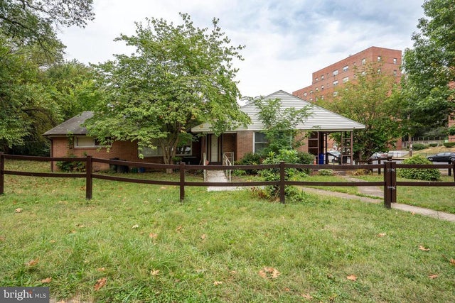 2333 Market St, Harrisburg