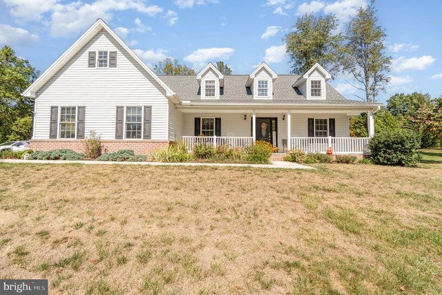 735 Hunt Meadow Dr, Dauphin