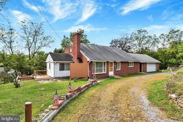 8345 Paxton St, Hummelstown