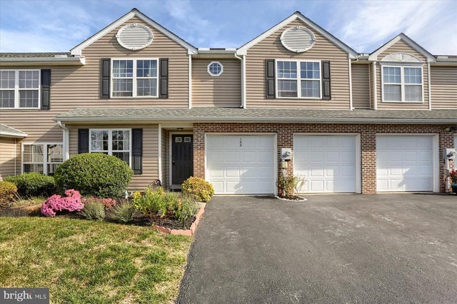 122 Kestrel Ct, Hummelstown