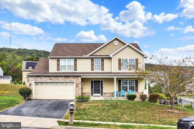 2224 Northview Ln, Harrisburg