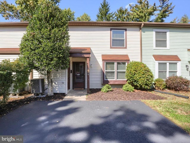 2624 Cranberry Cir, Harrisburg