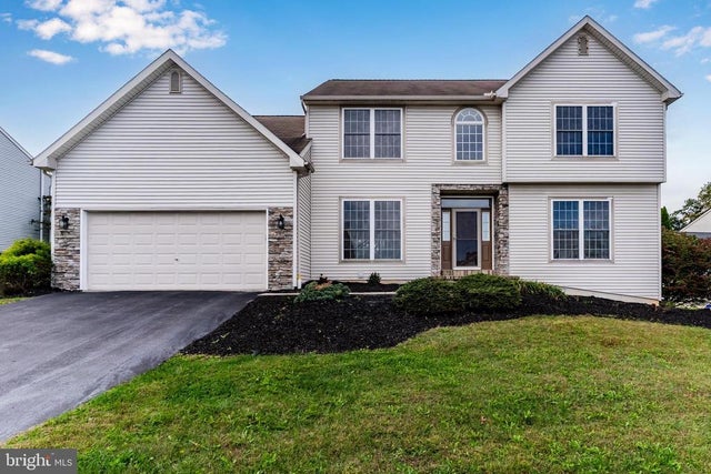 730 Harvest Dr, Harrisburg