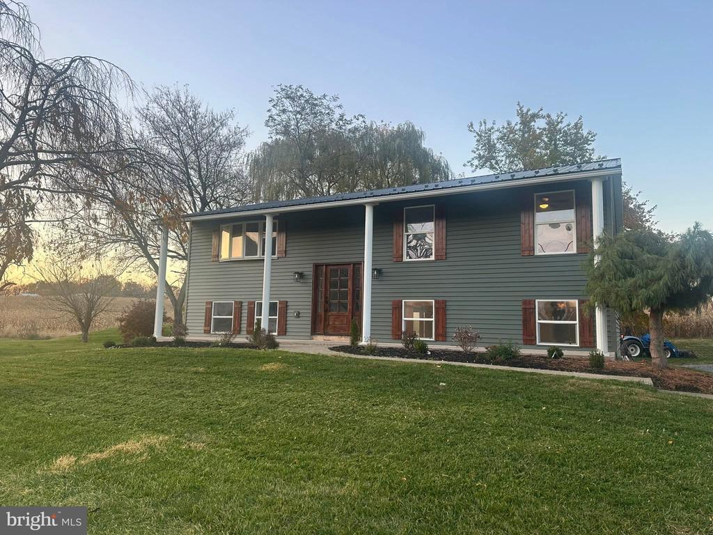 3985 Route 209, ELIZABETHVILLE