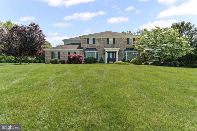 2 Raven Dr, Chadds Ford