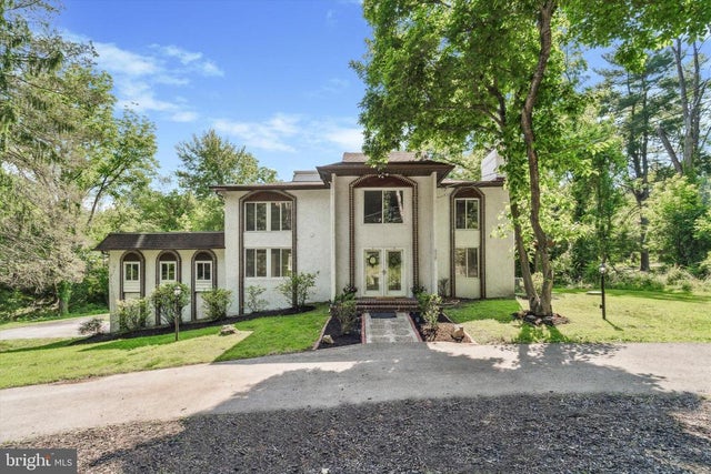 430 E Rose Tree Rd, Media