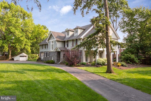 673 Ardmore Ave, Ardmore