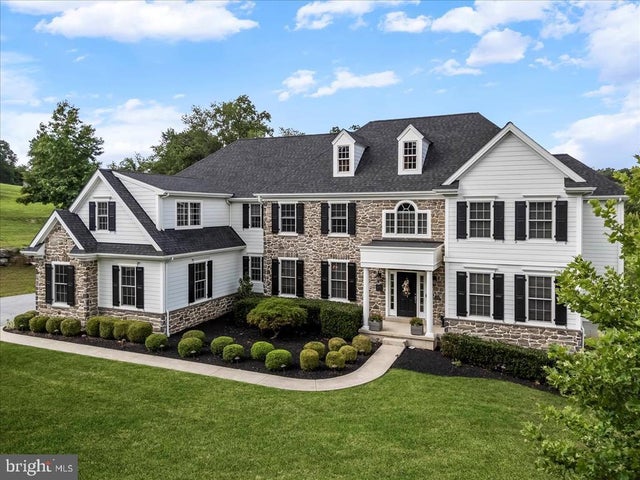 203 Geist View Cir, Media