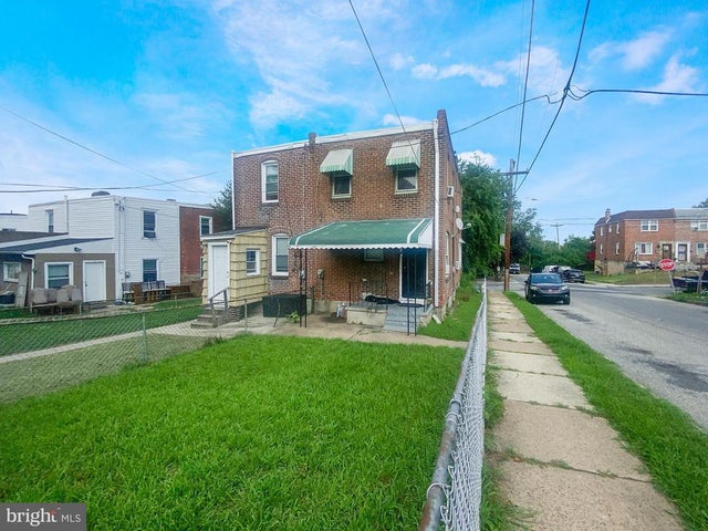420 S 2nd St, Darby