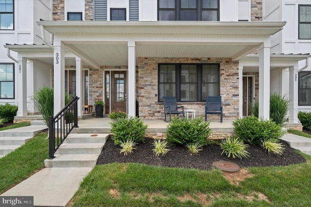 303 W Squire Dr, Newtown Square